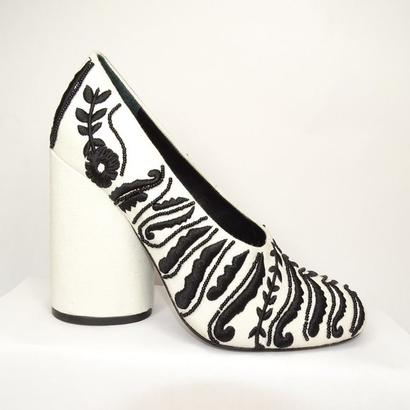 💥SOLD💥 TORY BURCH Lucia Pumps Embroidered Heels - Picture 4 of 10